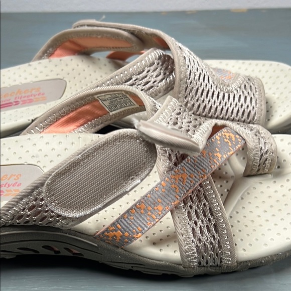 Skechers Women's Reggae Slim Slide Sandals size7US-W.                     ordrA2 - Picture 10 of 12